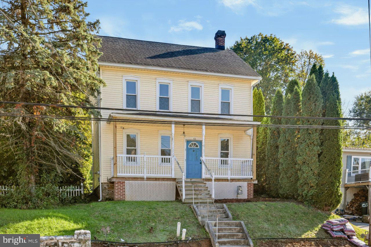 55 E Main St Property Photo 1