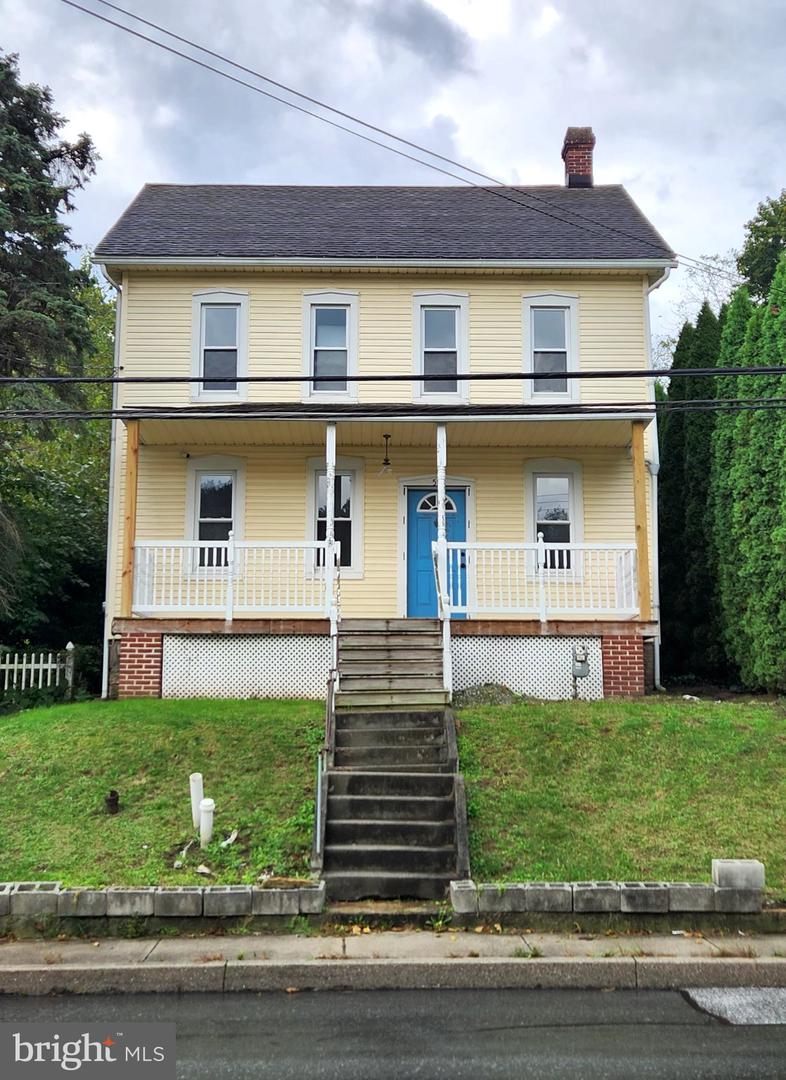 55 E Main St Property Photo 2