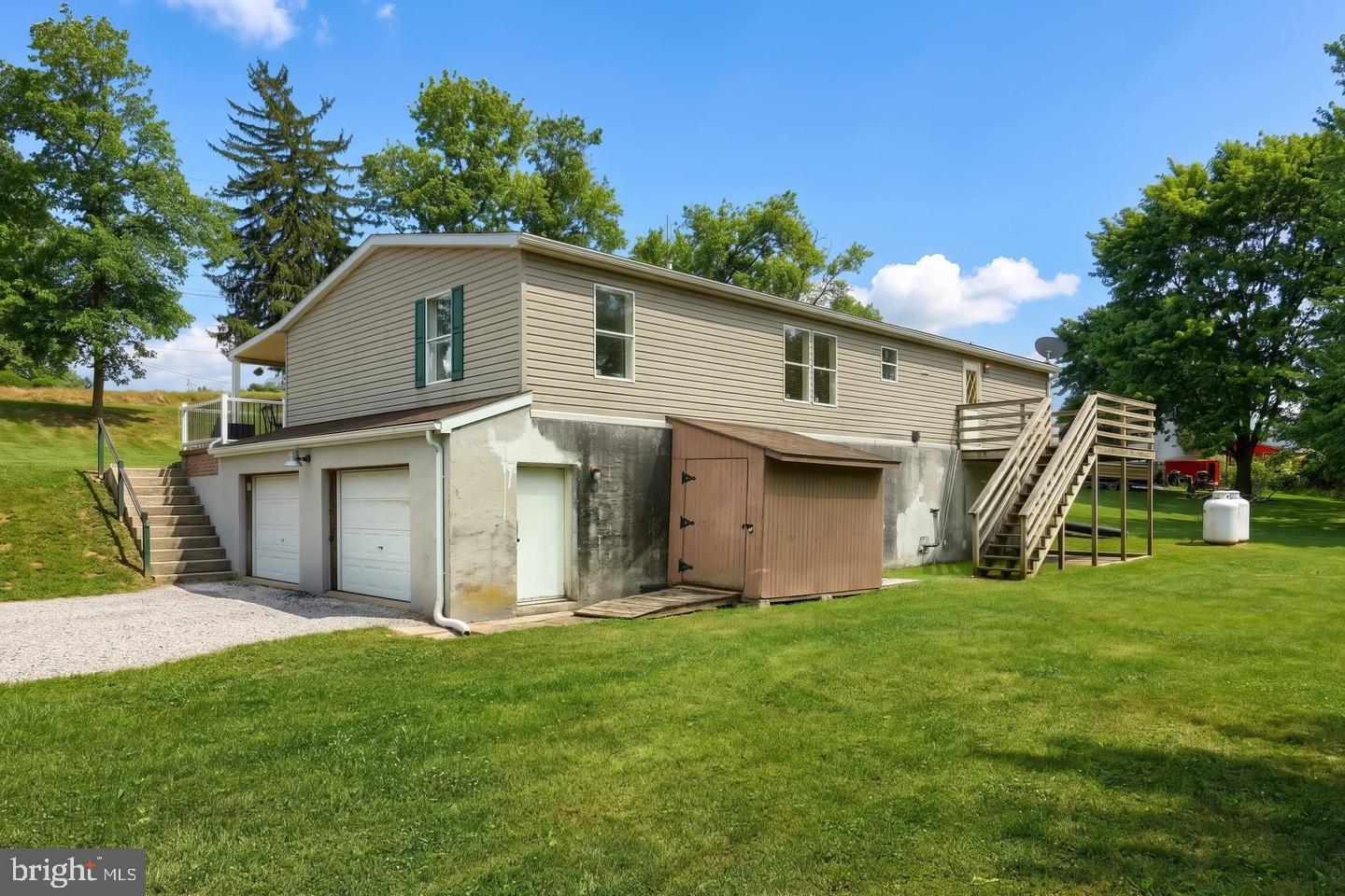 105 Weire Rd Property Photo 4
