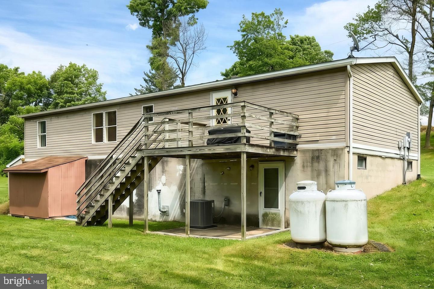 105 Weire Rd Property Photo 5