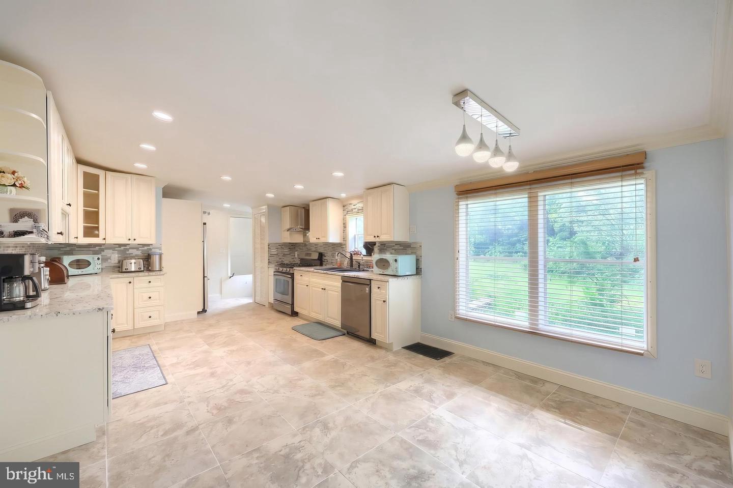 105 Weire Rd Property Photo 11