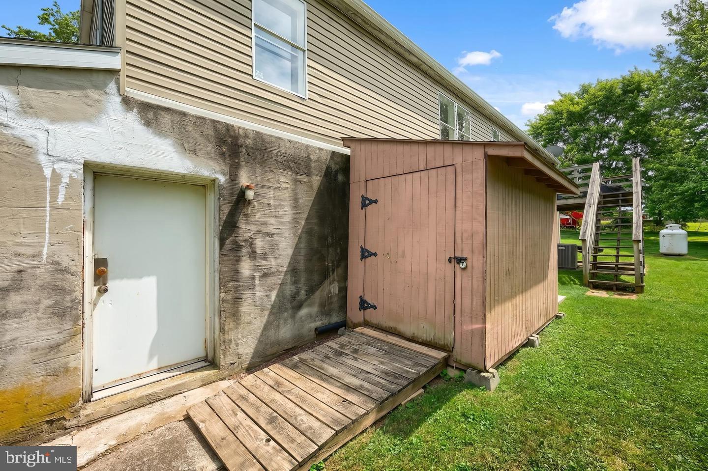 105 Weire Rd Property Photo 32