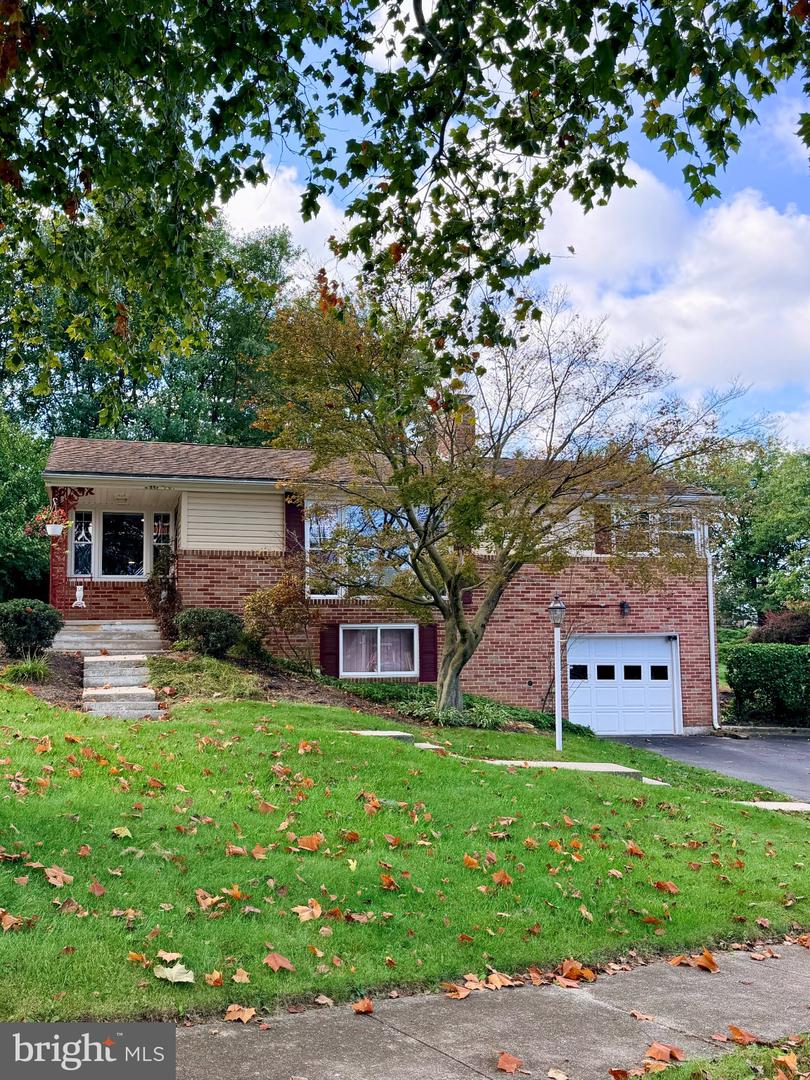 2480 AUBURN RD Property Photo 1
