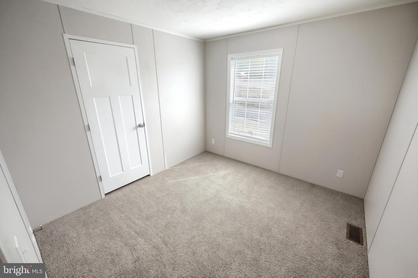 8 Chesapeake Dr Property Photo 13