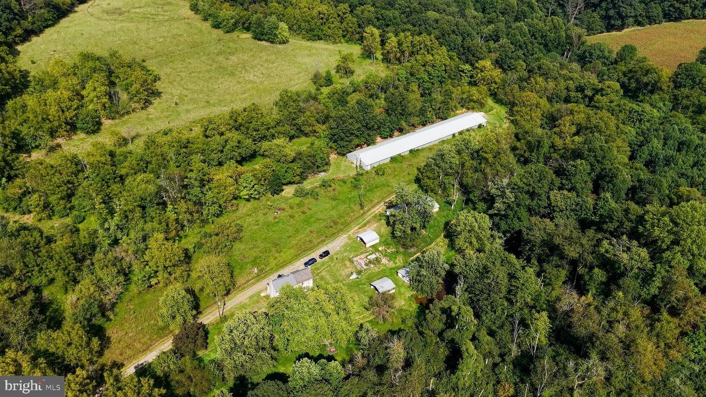 7046 Blue Hill Rd Property Photo 1