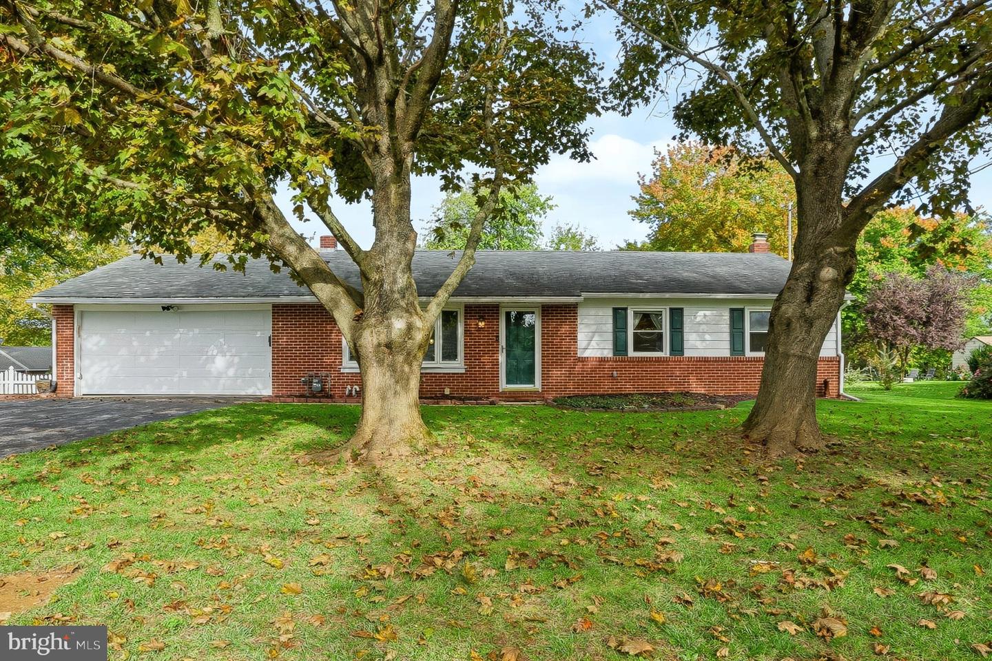3 Virginia Ave Property Photo 1