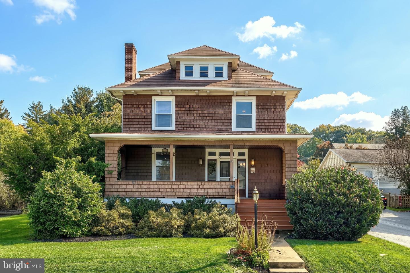 19 S Constitution Ave Property Photo 4