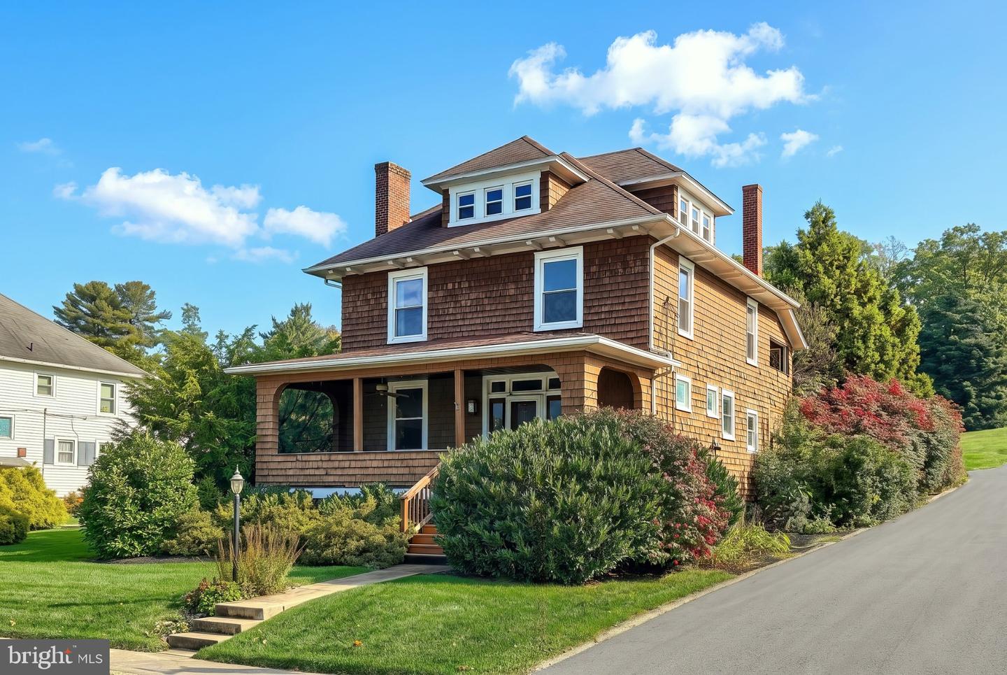 19 S Constitution Ave Property Photo 46