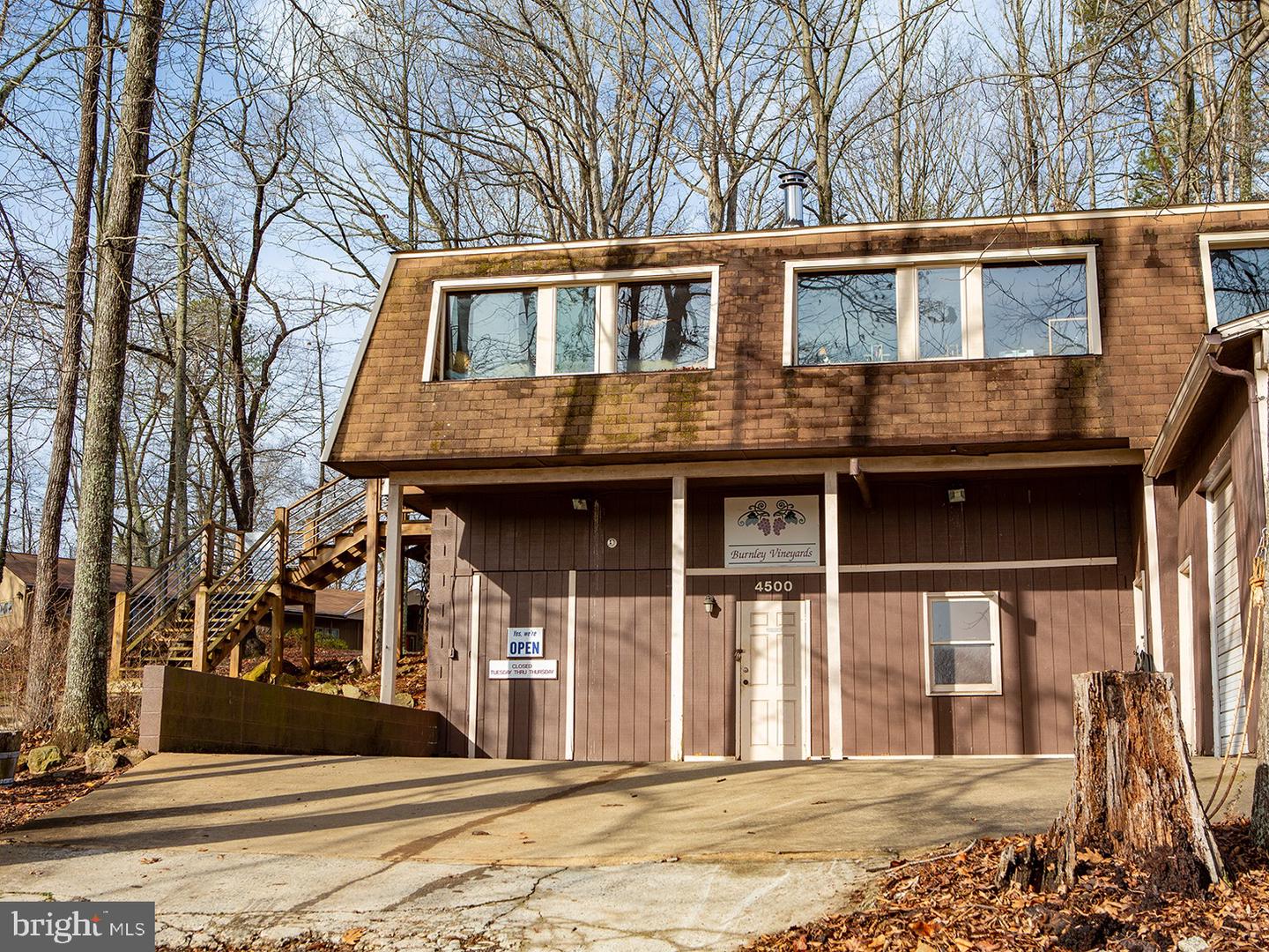 4500 Winery Ln Property Photo 8