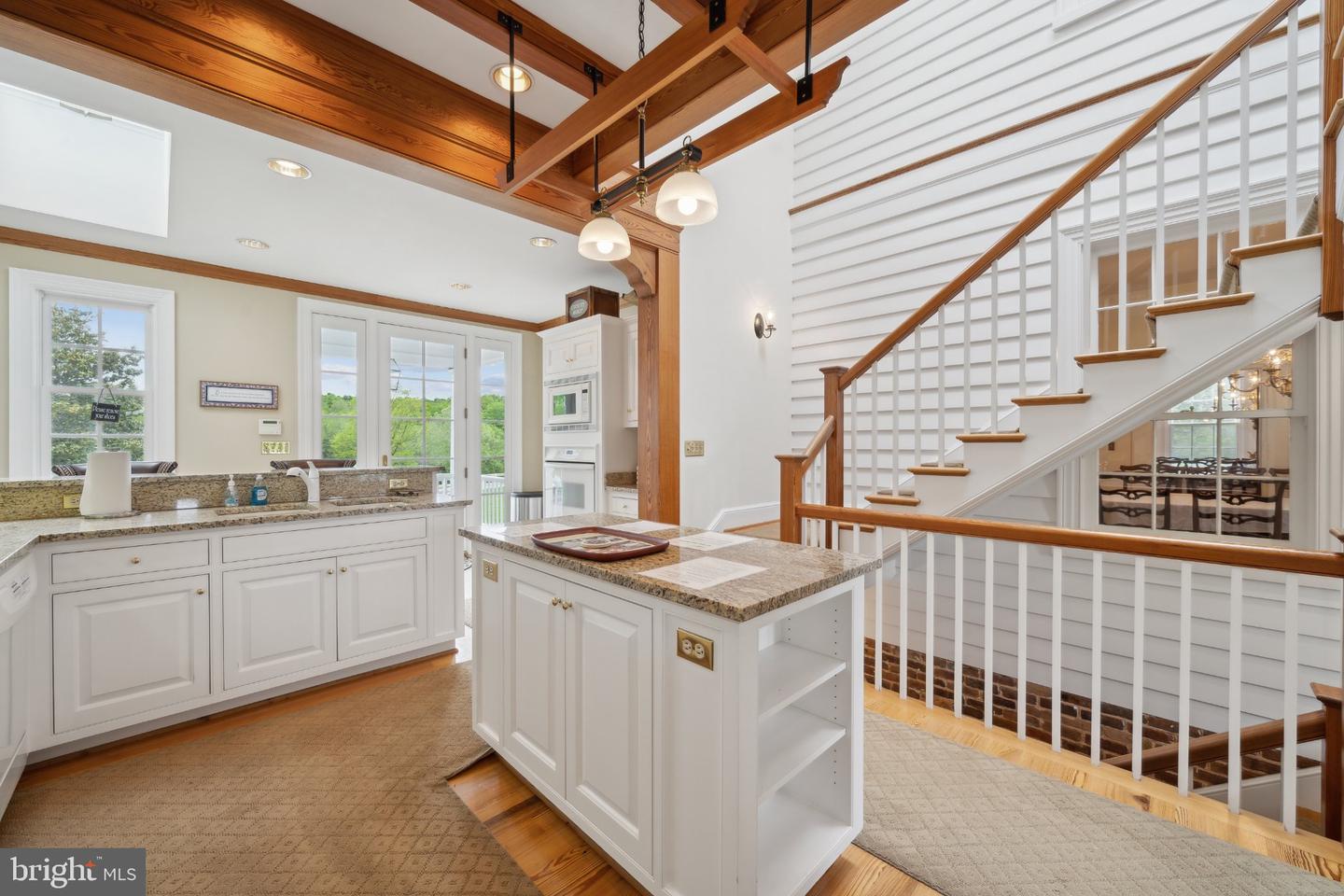 6887 Blenheim Road Property Photo 19