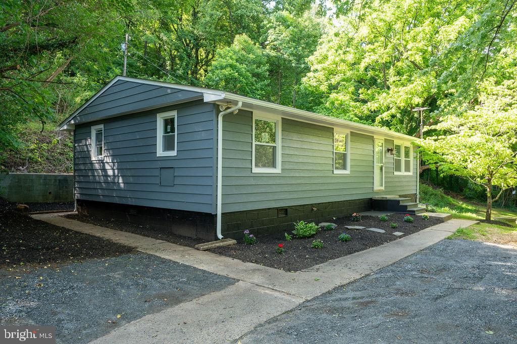 5435 Ames Gap Ln Property Photo 1