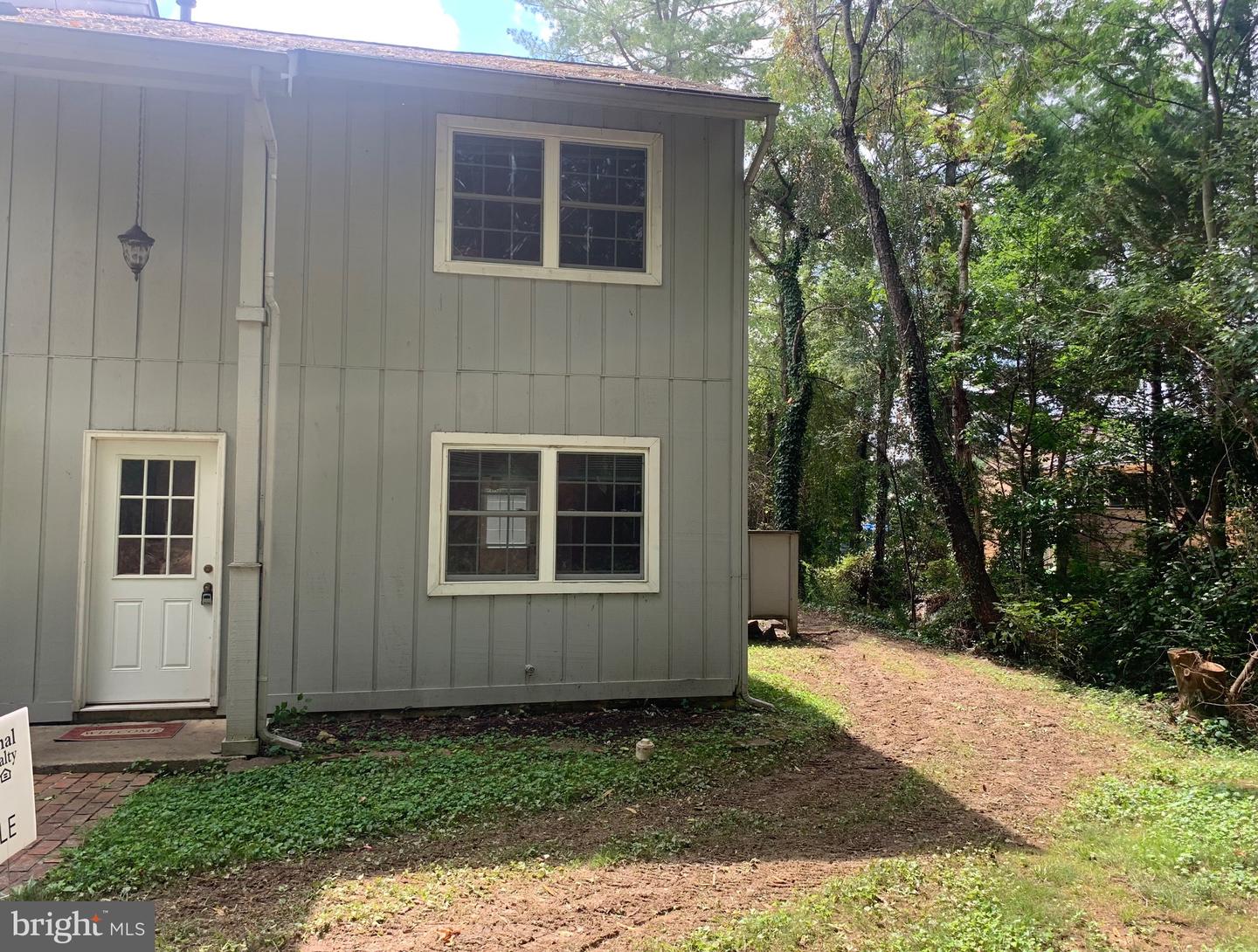 133 Woodlake Dr Property Photo 44