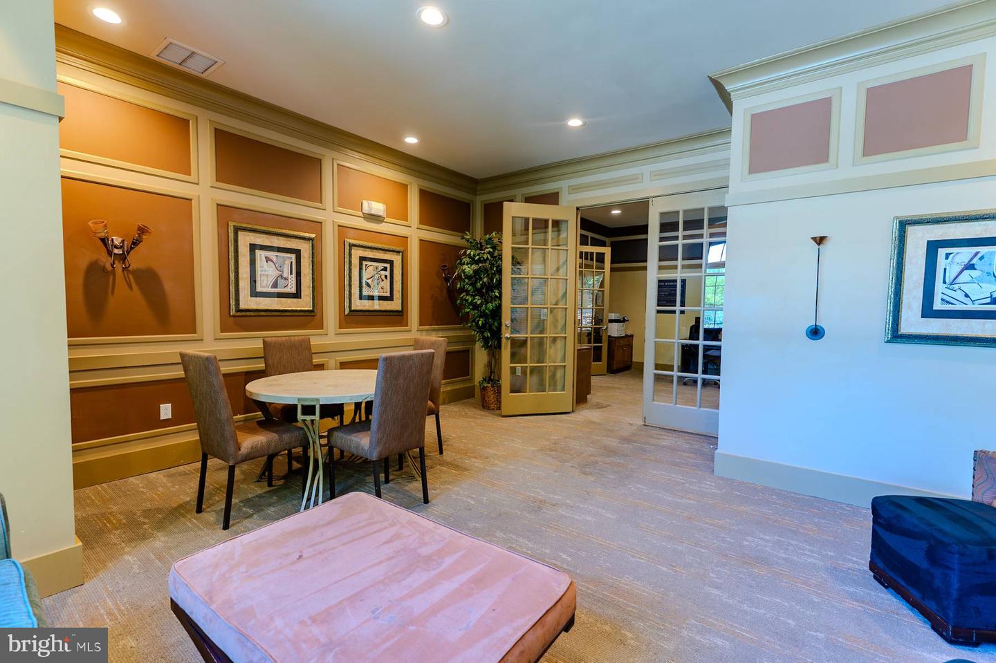192 Yellowstone Dr #306 Property Photo 13