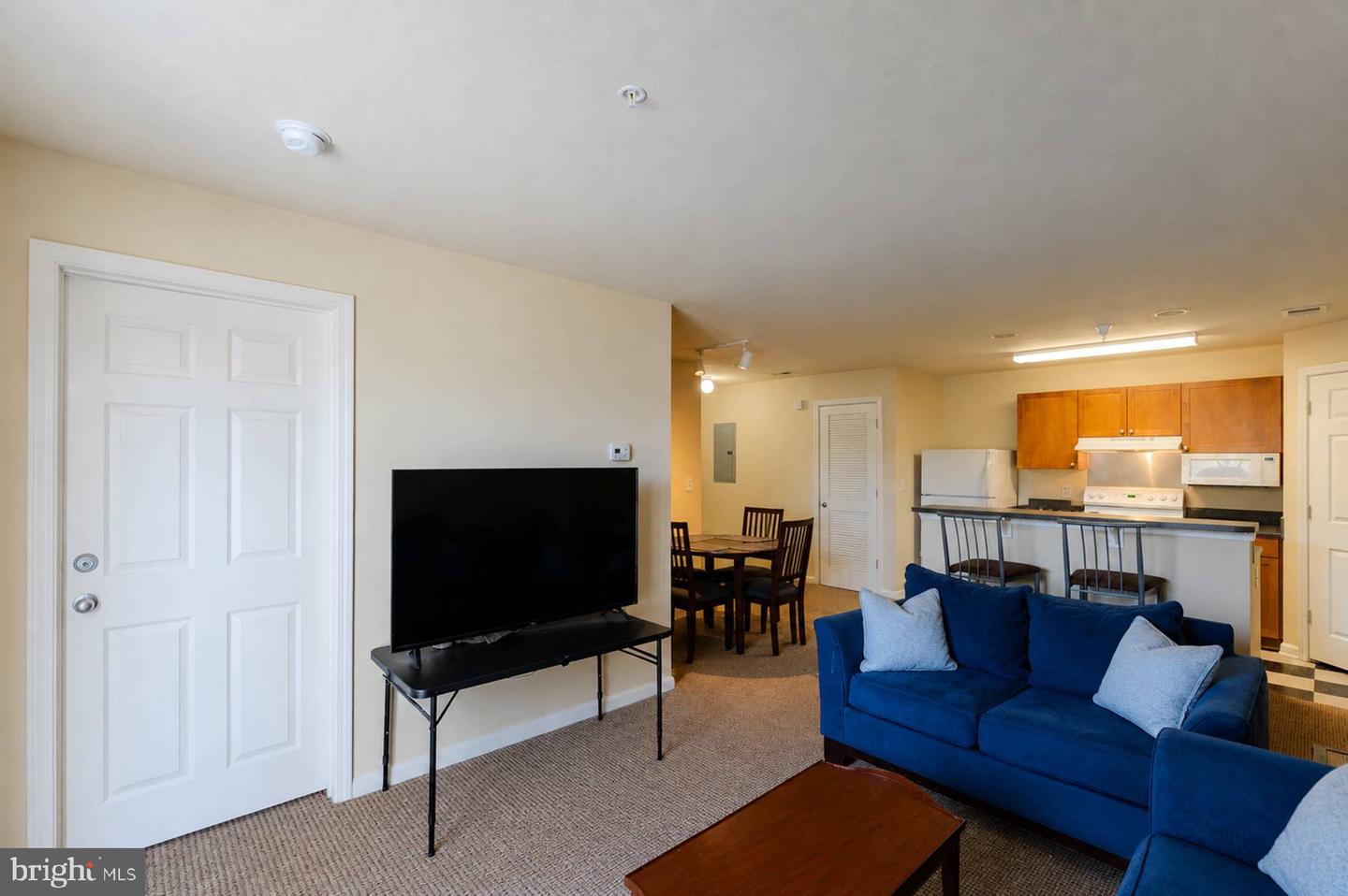 192 Yellowstone Dr #306 Property Photo 30
