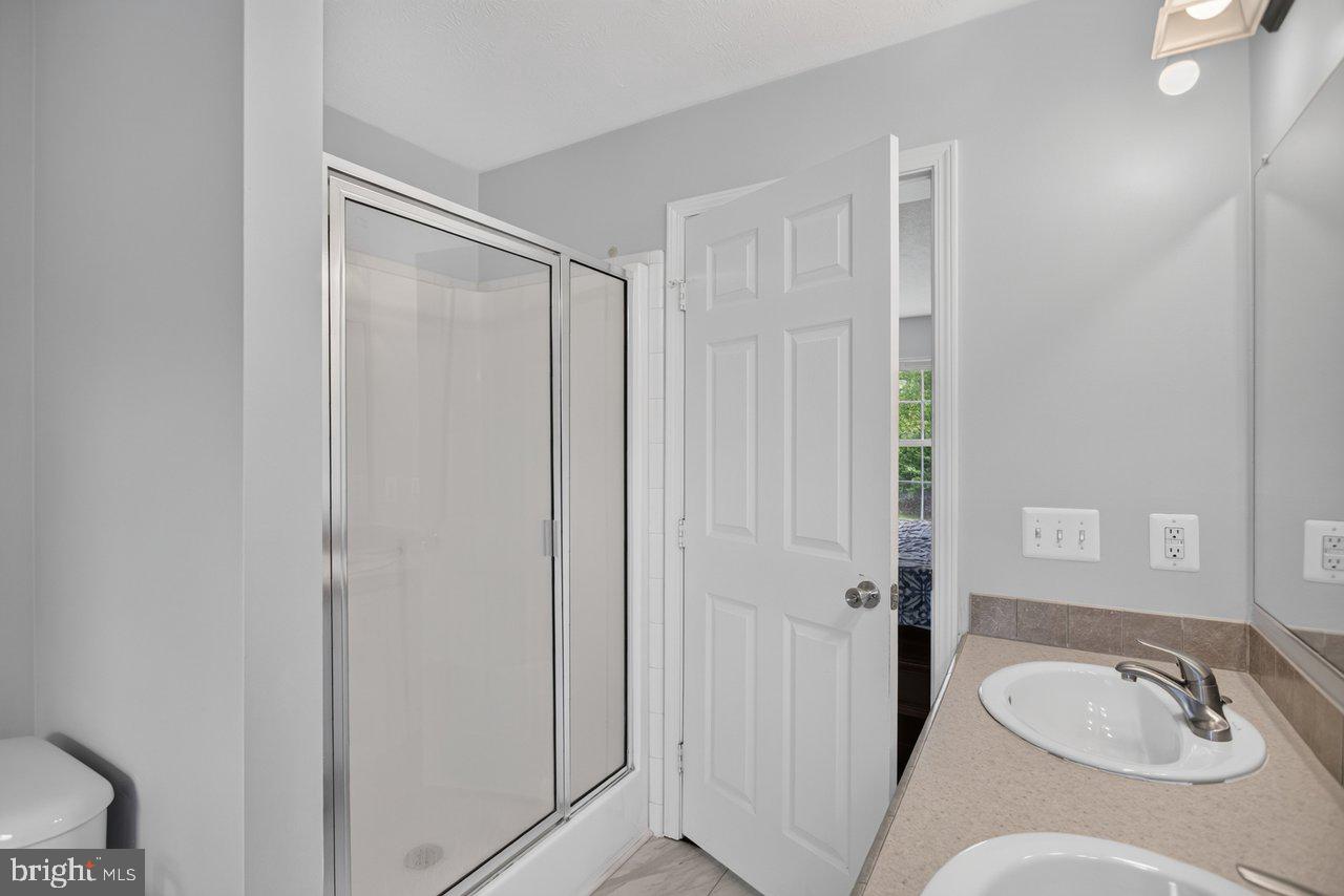 7066 Fortune Ln Property Photo 29