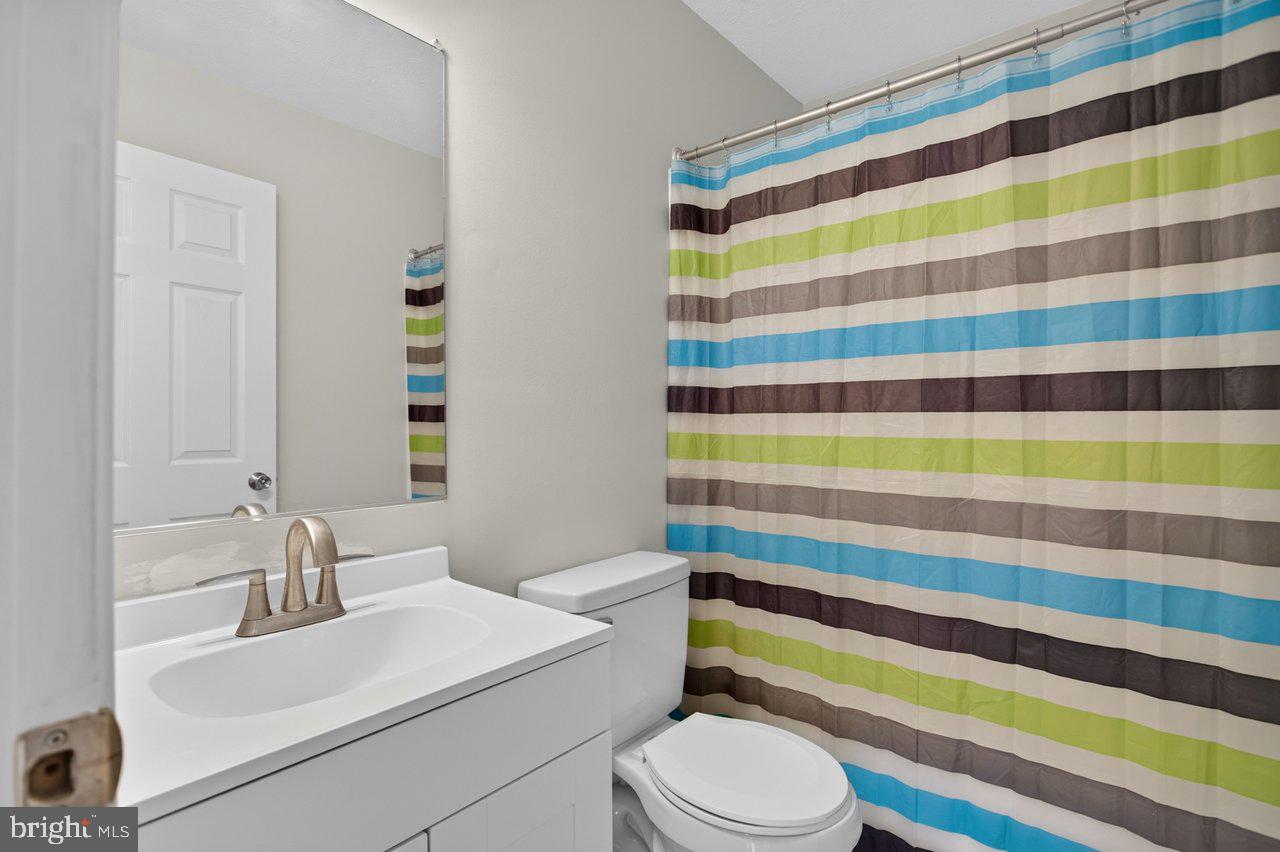 7066 Fortune Ln Property Photo 35