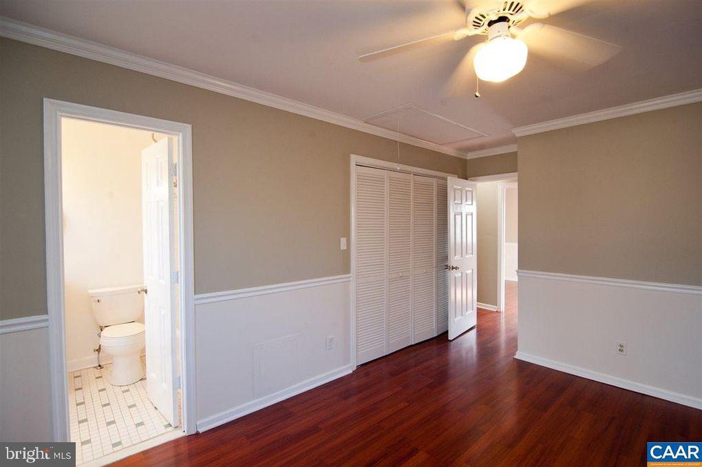 1566 Garden Ct Property Photo 11