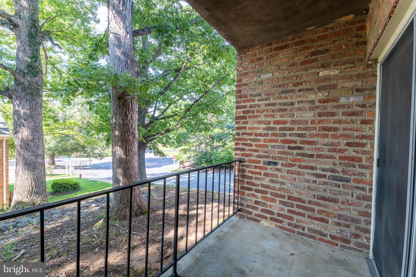 2417 Barracks Pl #1 Property Photo 28