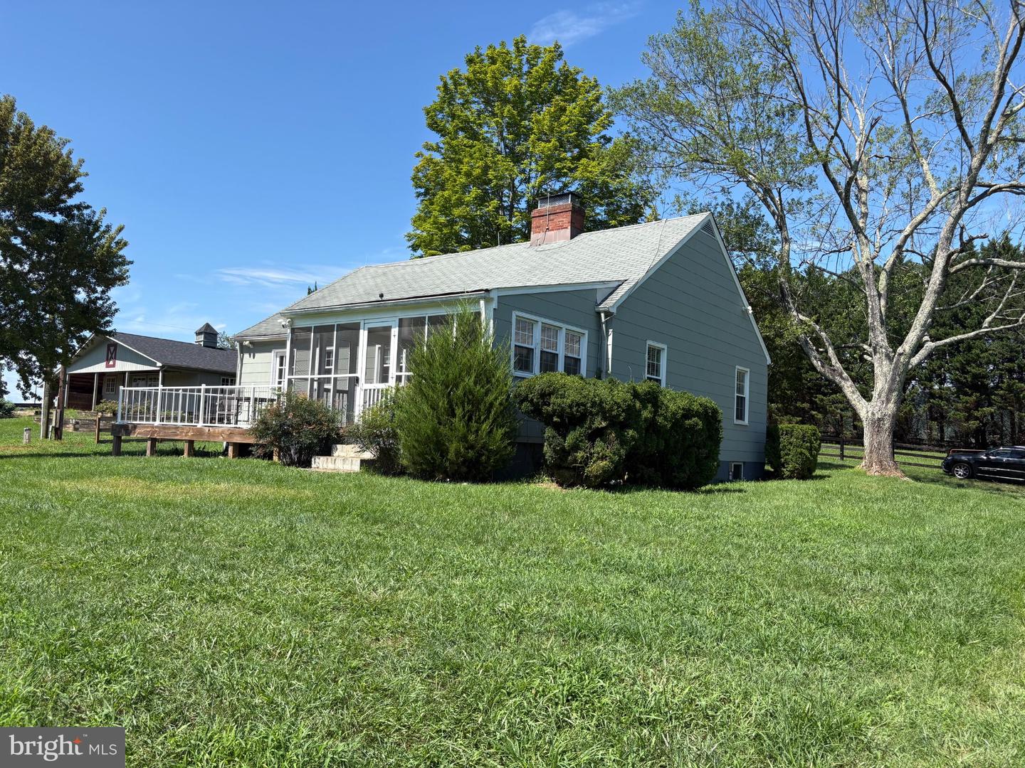 7149 Gordonsville Rd Property Photo 2