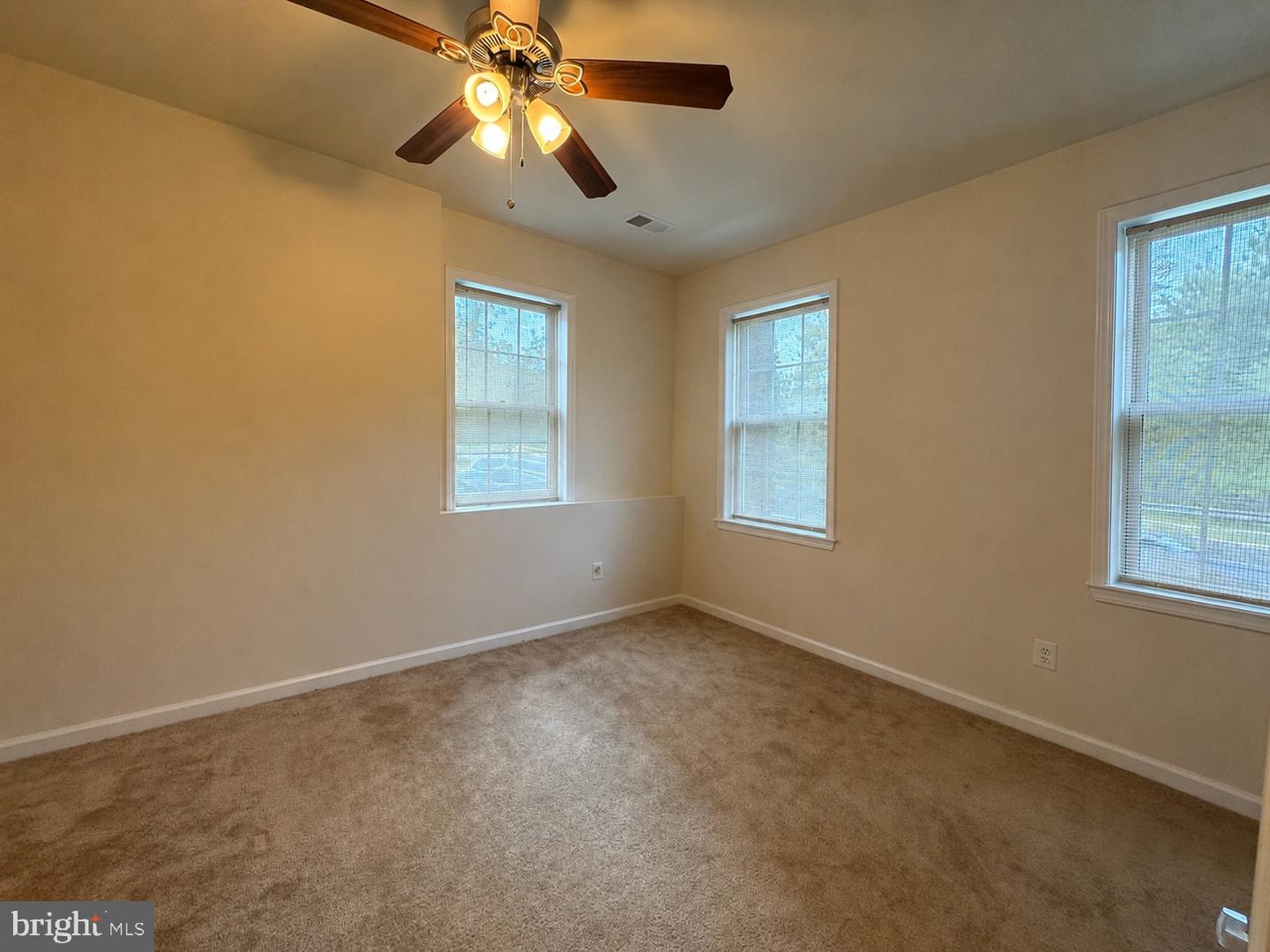 1380 Timberwood Blvd Property Photo 9