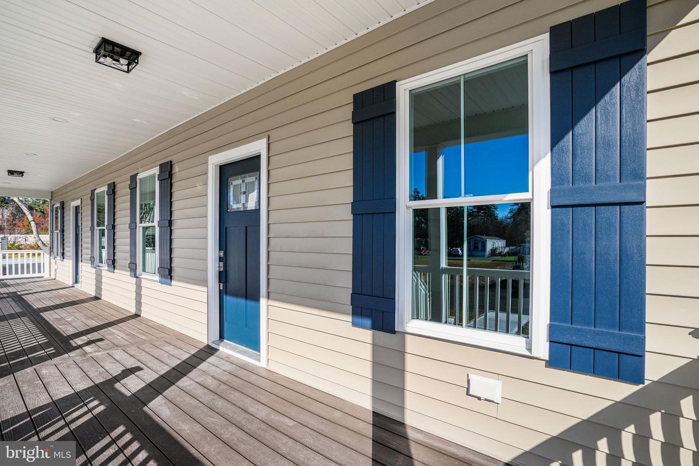 7921 East Side Rd Property Photo 4