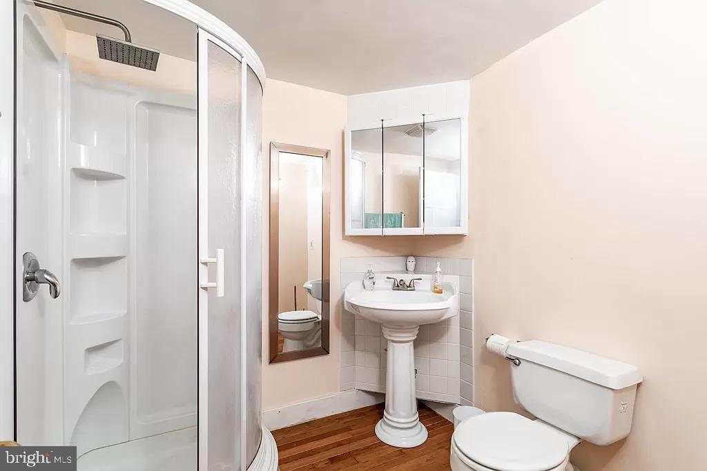 24171 Adelaide St Property Photo 11