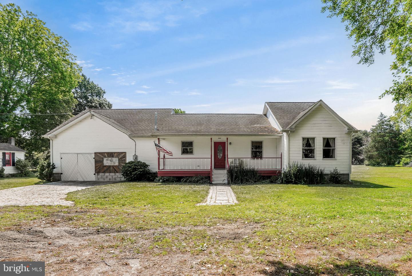28099 Harborton Rd Property Photo 1