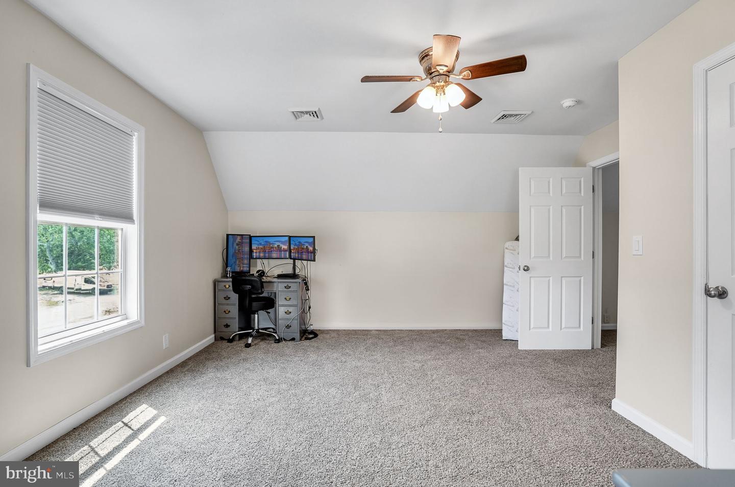 2370 Yardarm Dr Property Photo 25