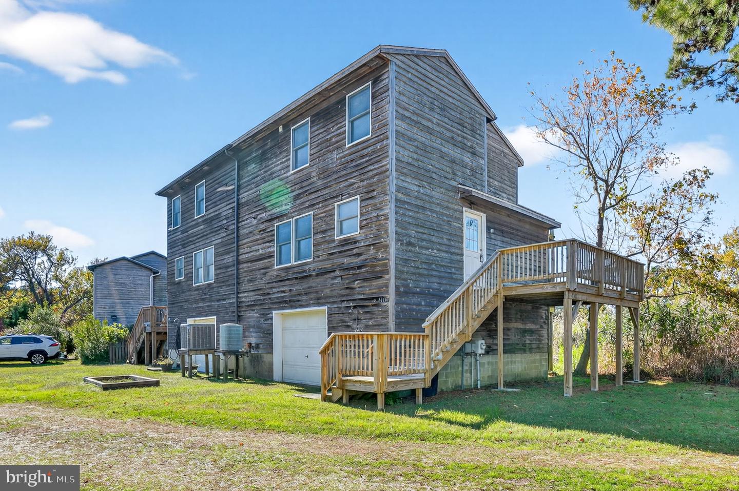 5160 MALLARD POND Property Photo 1