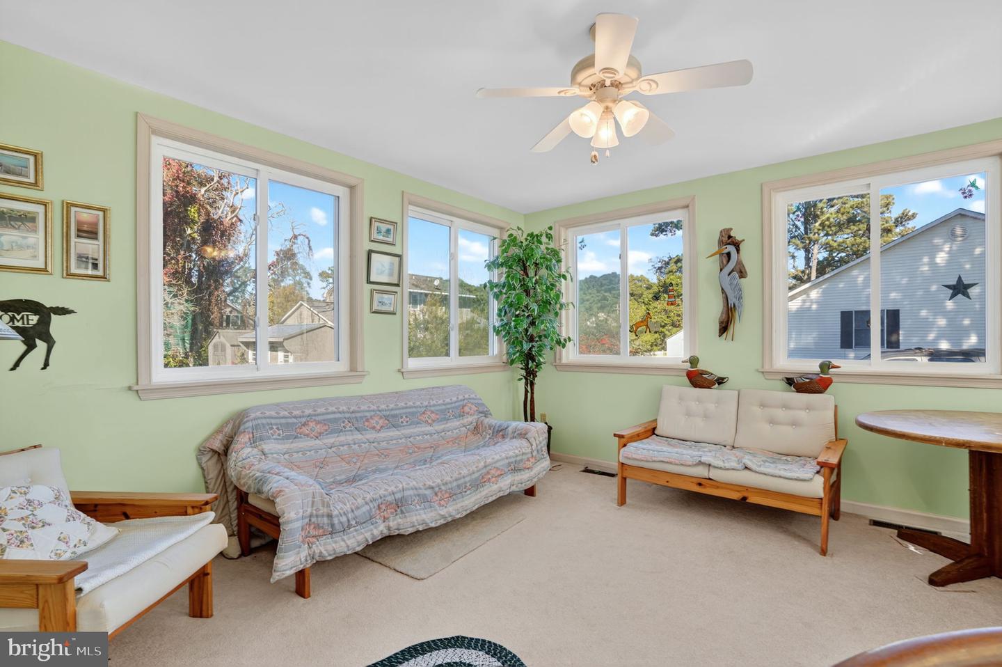 6135 Martin Ln Property Photo 15