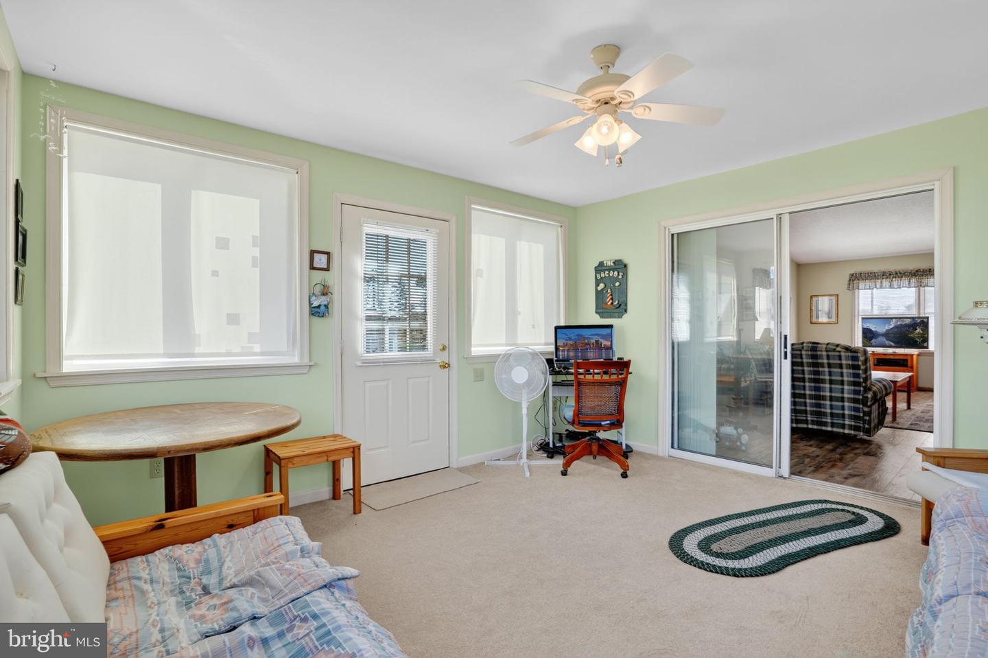 6135 Martin Ln Property Photo 17