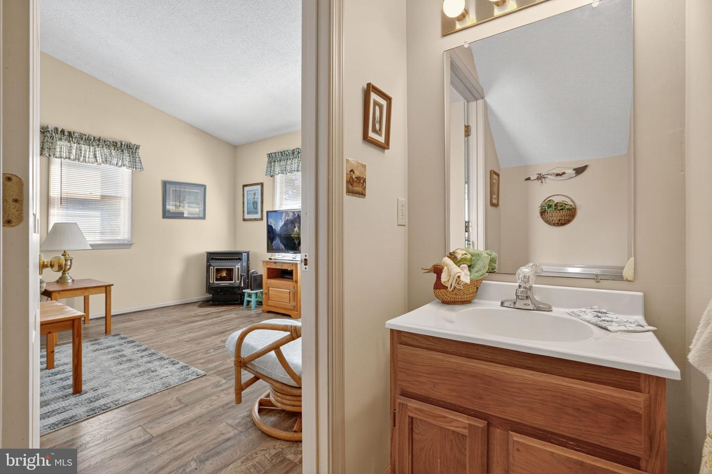 6135 Martin Ln Property Photo 21