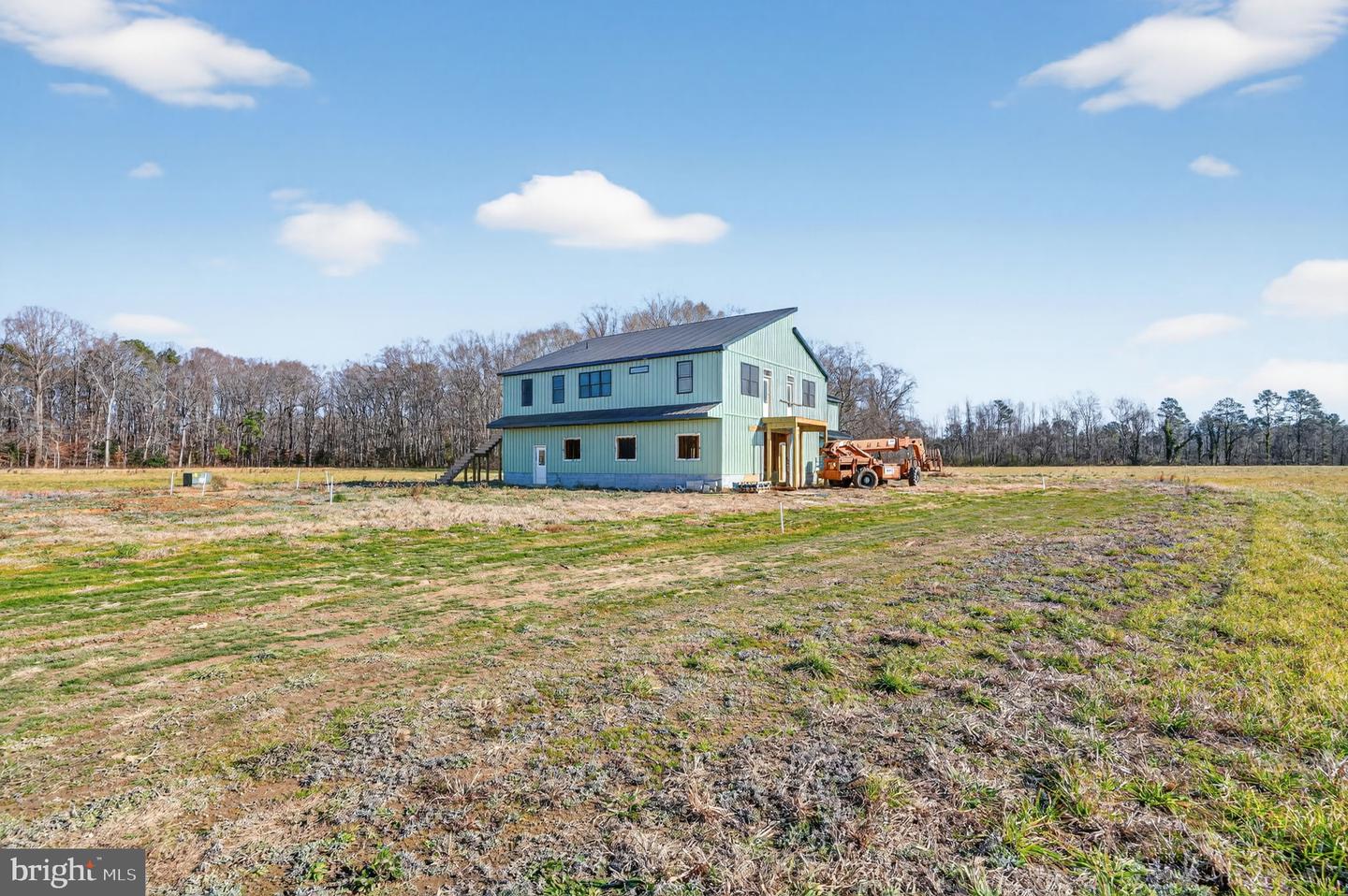 8005 Hickman Farm Rd Property Photo 8