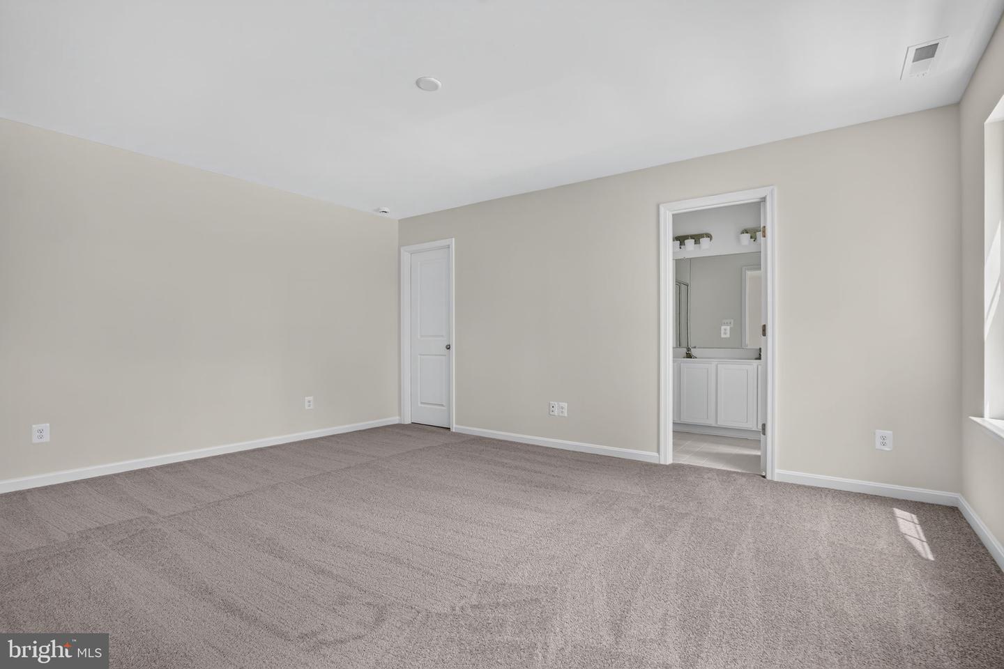 3238 Amidship Dr Property Photo 22