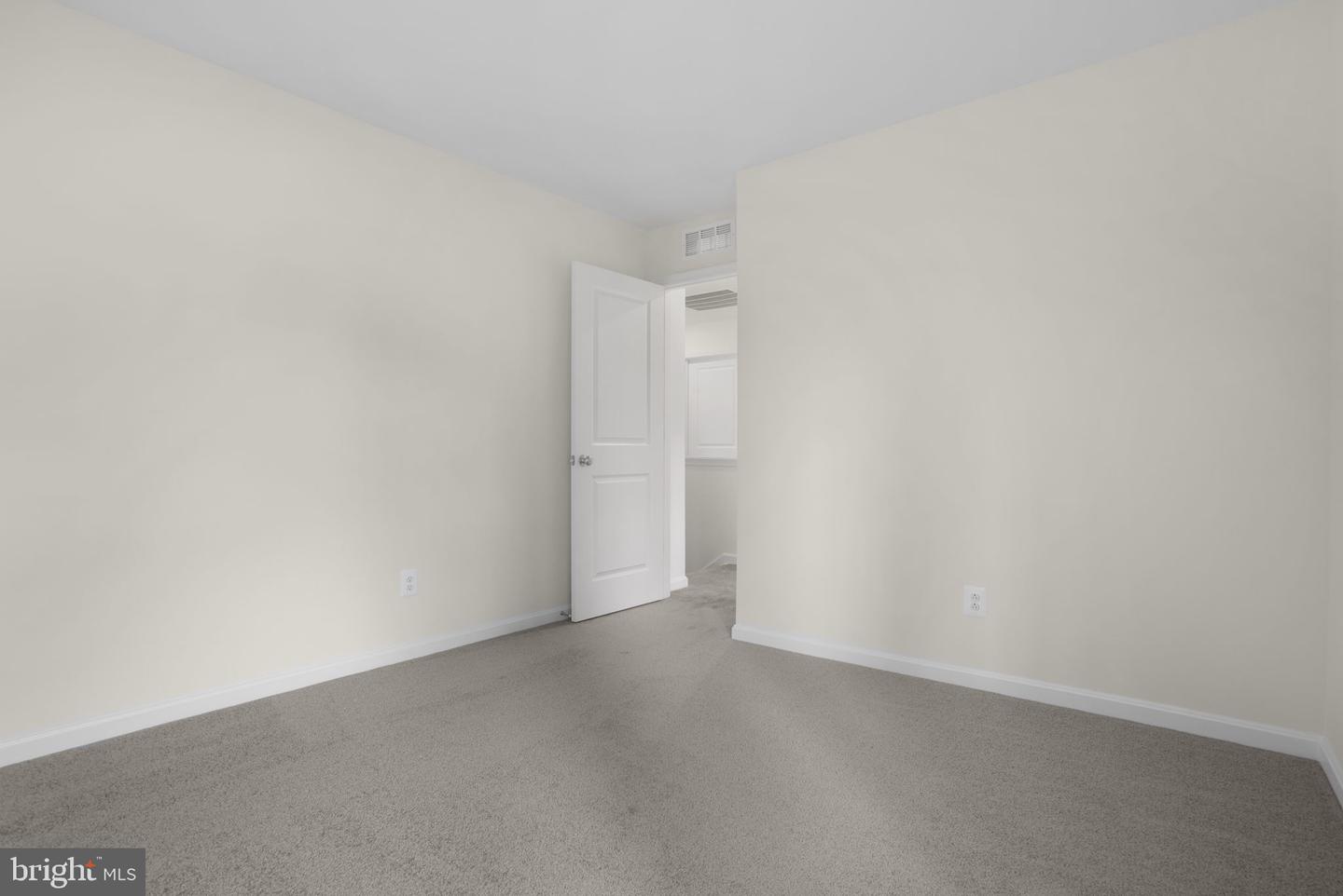 3238 Amidship Dr Property Photo 29