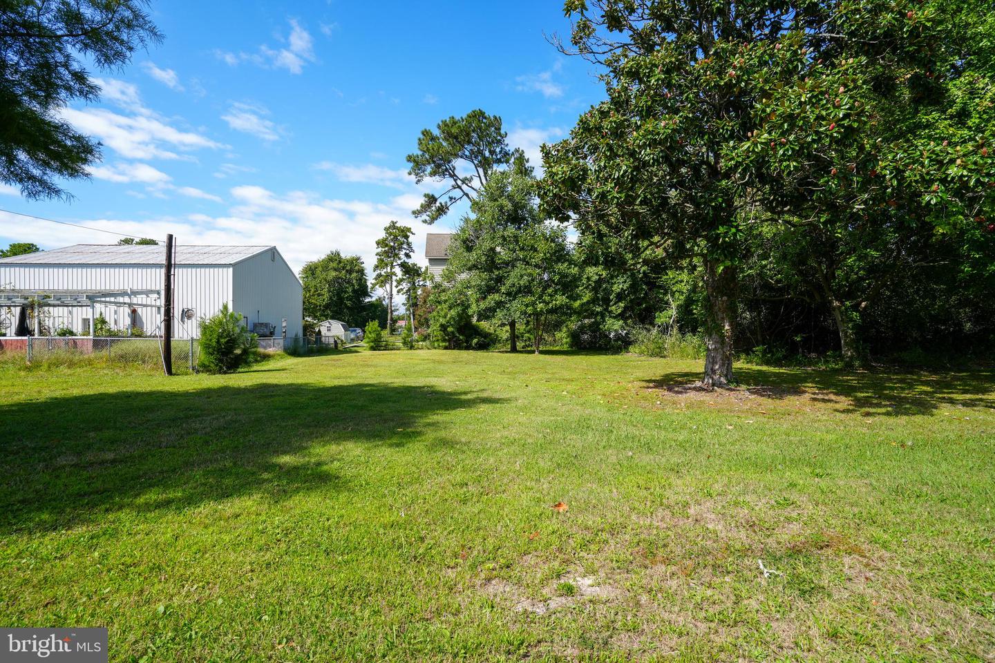 6497 Church St Property Photo 6