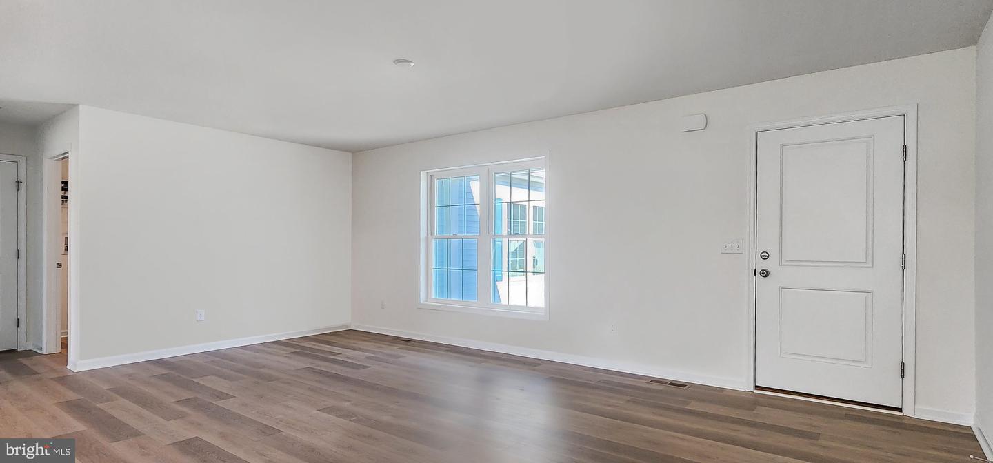 37322 Doubloon Dr Property Photo 4