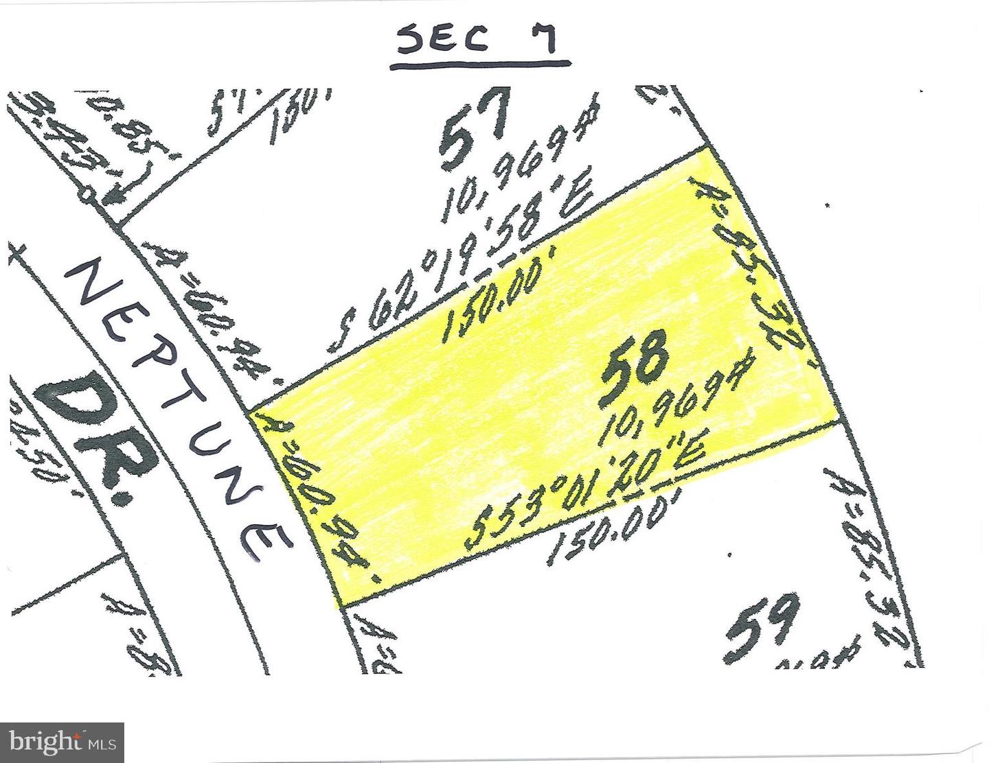 58 Neptune Dr Property Photo 3