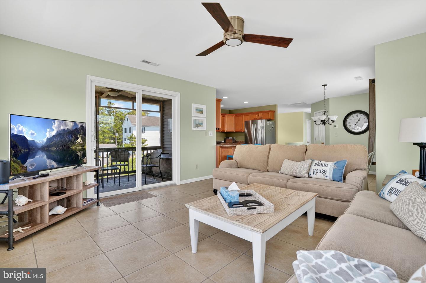 5061 Bay Colony Ln Property Photo 28