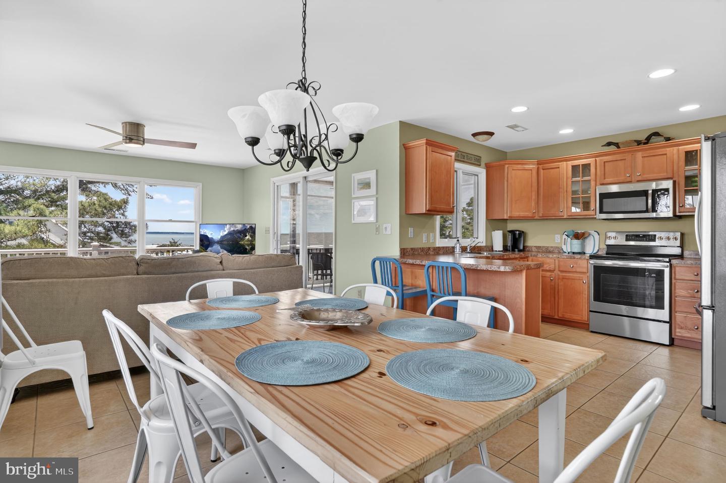 5061 Bay Colony Ln Property Photo 39