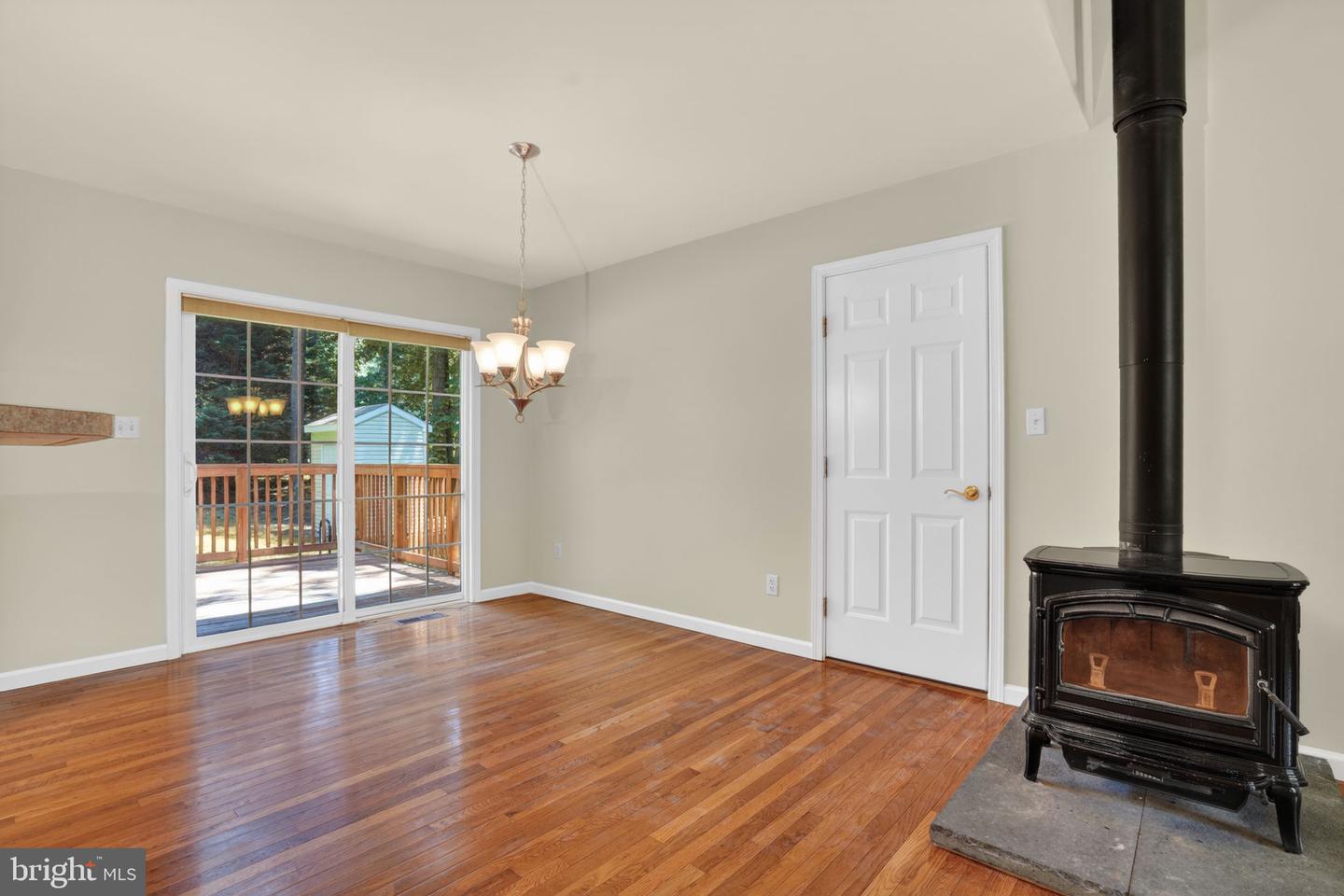 2347 Mayflower Dr Property Photo 8