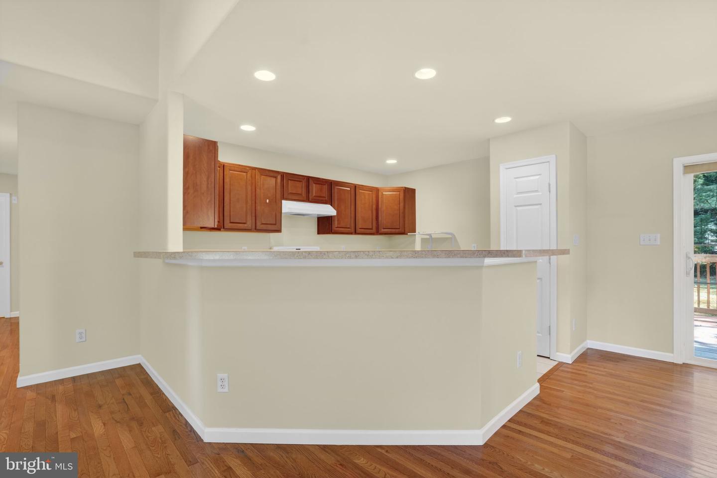 2347 Mayflower Dr Property Photo 12