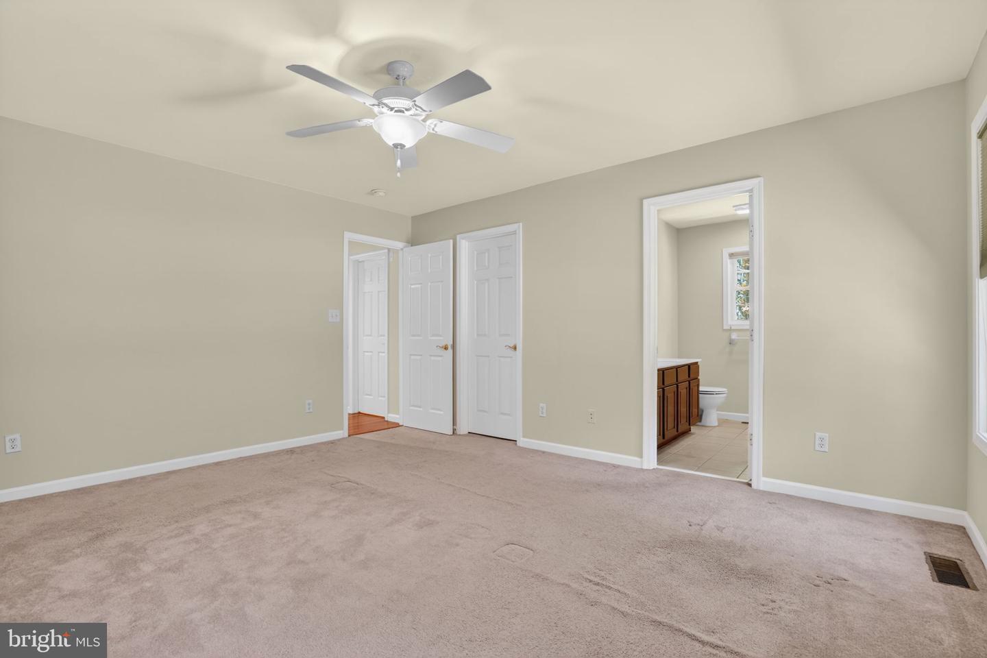 2347 Mayflower Dr Property Photo 18