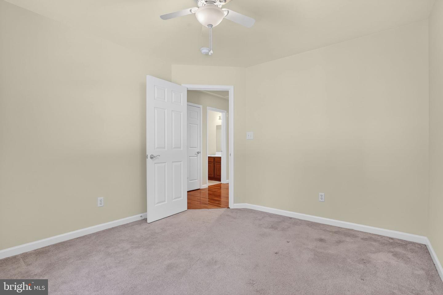 2347 Mayflower Dr Property Photo 27