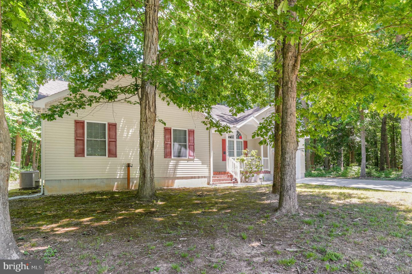 2347 Mayflower Dr Property Photo 37