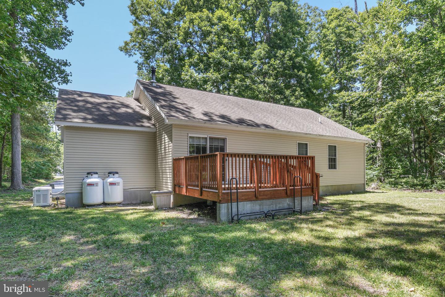 2347 Mayflower Dr Property Photo 38