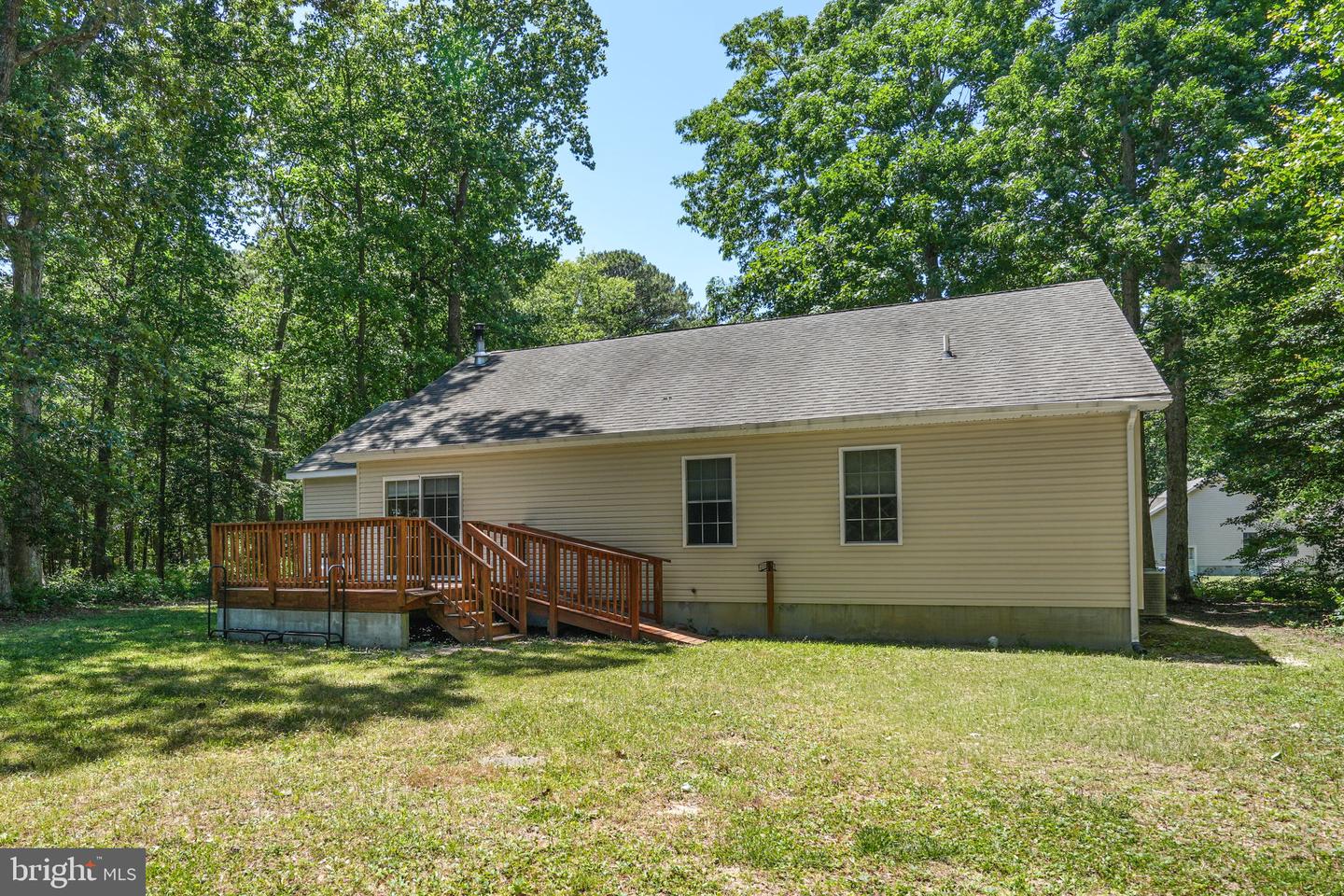 2347 Mayflower Dr Property Photo 40