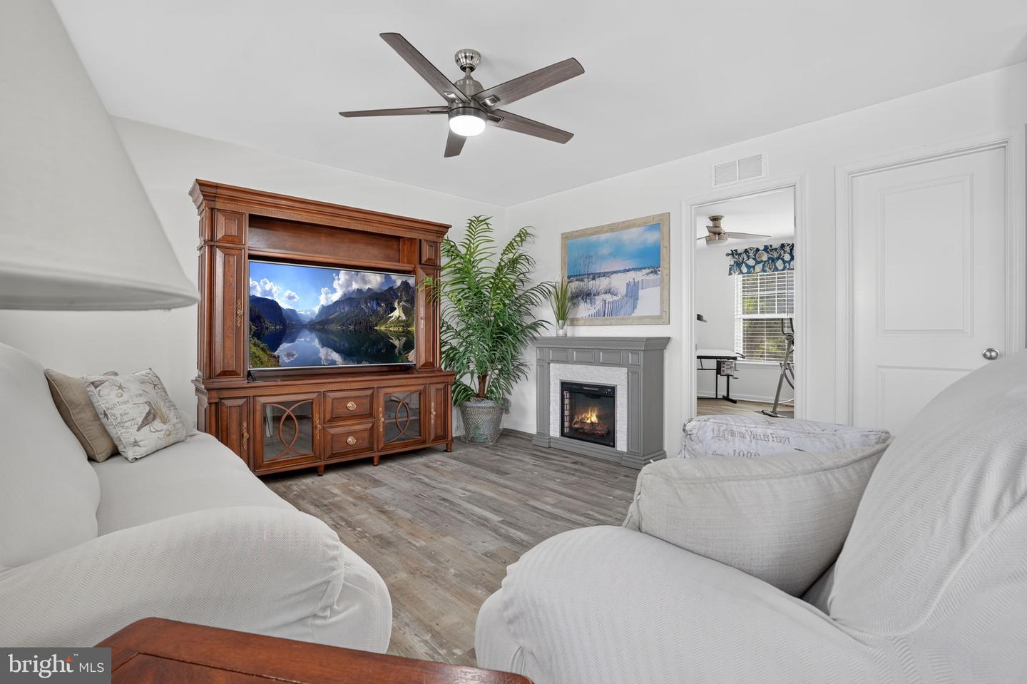 3272 Salty Way Property Photo 10