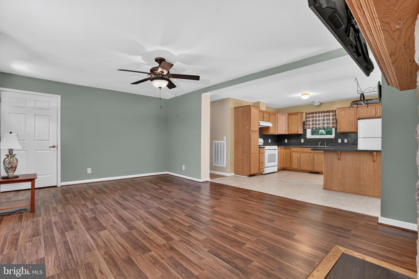 37281 Galleon Ct Property Photo 6