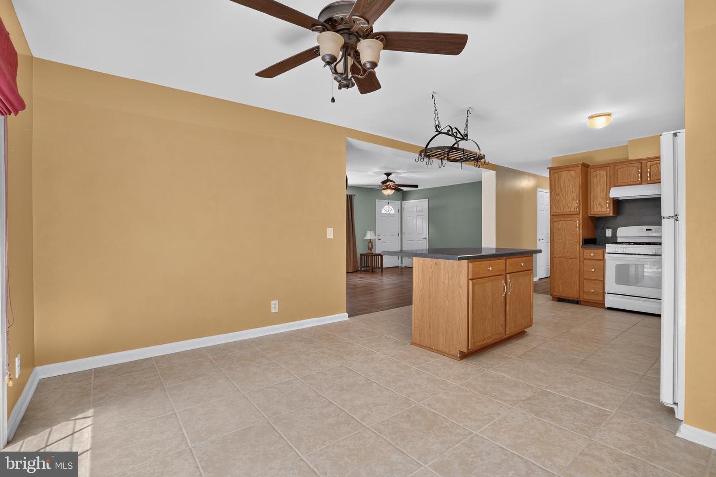 37281 Galleon Ct Property Photo 9